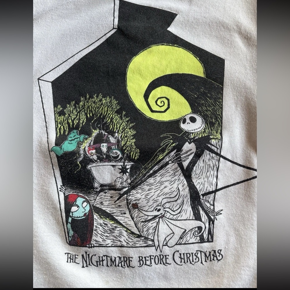 Nightmare before Christmas, Disneyland, glow-in-the-dark vintage sweatshirt, XL